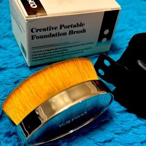 Gold portable Foundation Brush New without tags